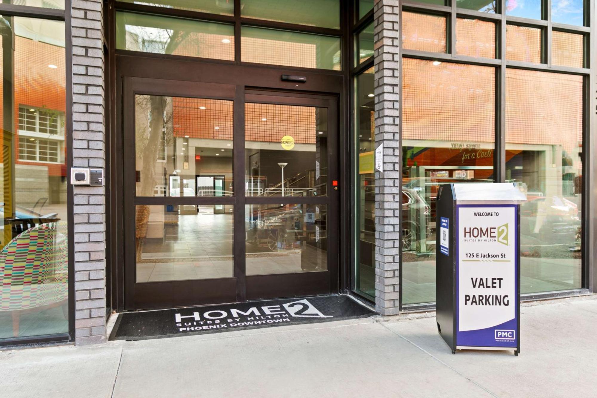 Home2 Suites By Hilton Phoenix Downtown Exterior photo