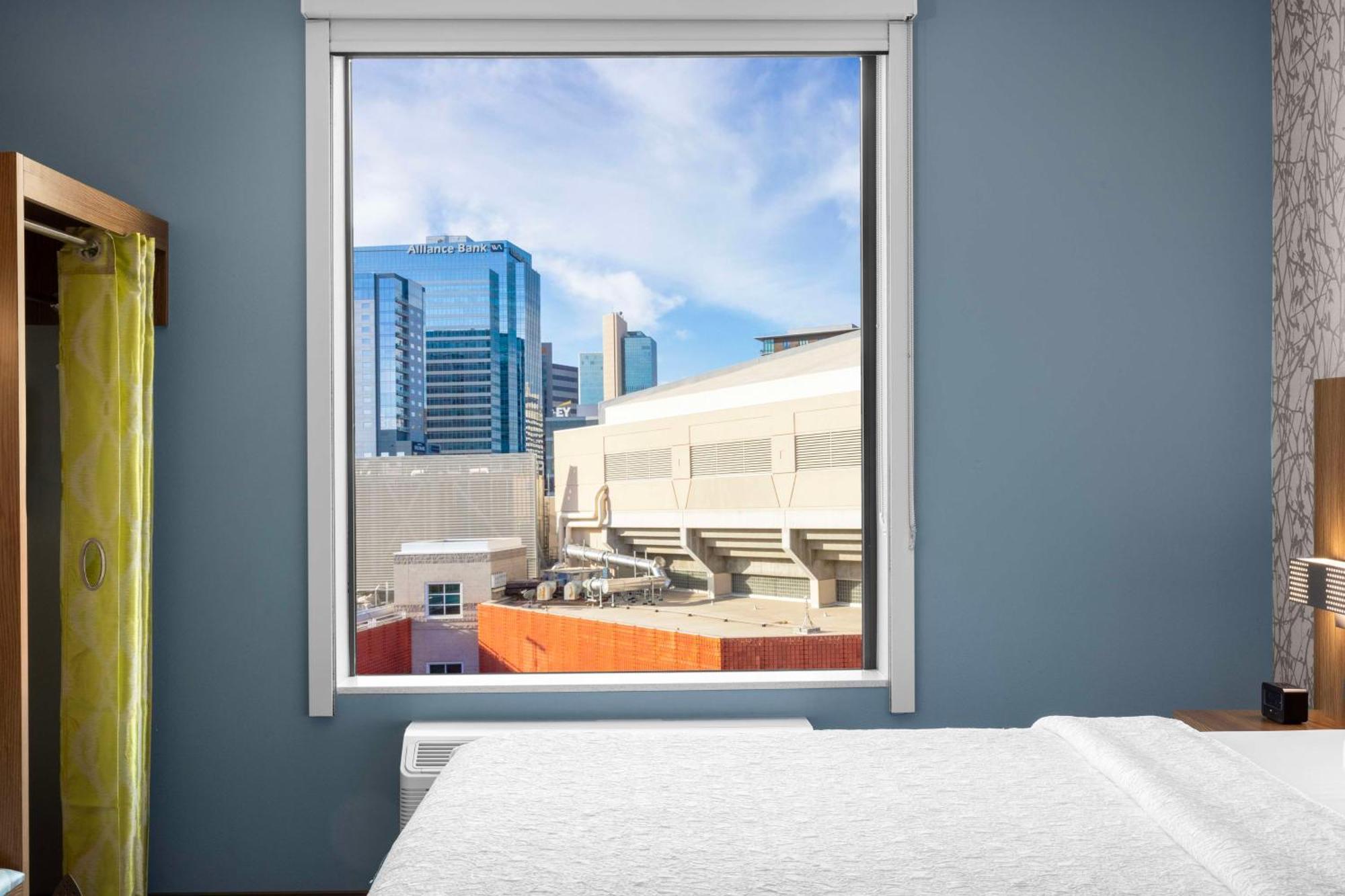 Home2 Suites By Hilton Phoenix Downtown Exterior photo